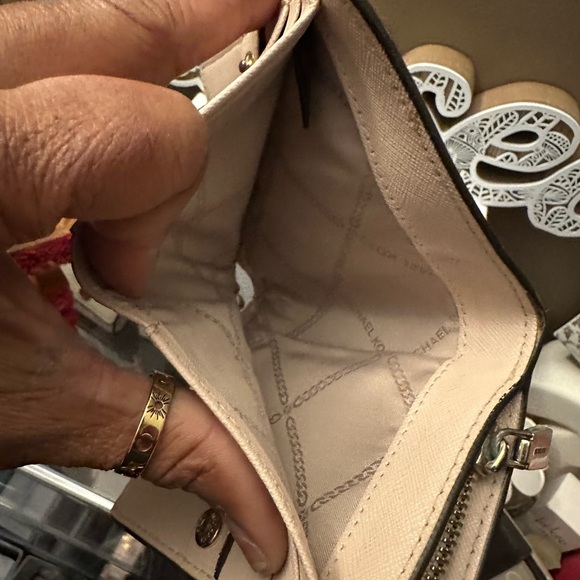 Like New Michael Kors Small Wallet - Picture 8 of 11